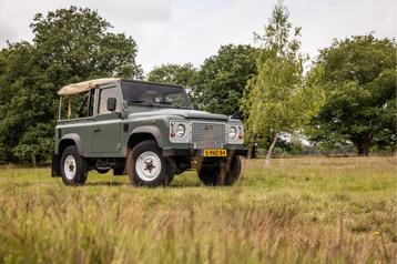 Land Rover Defender 2.4 Tdci Soft Top Classic Edition Unieke beschikbaar voor biedingen