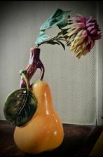 Franse Peer Vaas met zijden bloem, Overige kleuren, Aardewerk of Porselein, Ophalen of Verzenden, Zo goed als nieuw