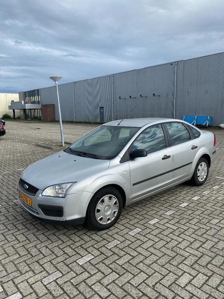 Ford Focus 1.6 74KW 4D AUT 2006 Grijs, Auto's, Ford, Bedrijf, Focus, ABS, Airbags, Airconditioning, Alarm, Boordcomputer, Centrale vergrendeling