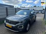 Volkswagen T-Roc 1.5 TSI Style Business PANO/ VIRTUAL COCKPI, 1254 kg, Stof, 150 pk, Origineel Nederlands