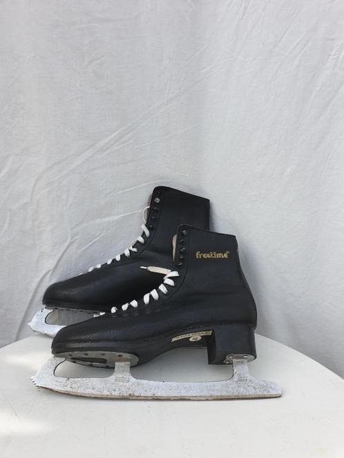 Nette zwarte leren schaatsen. Mt 46, Sport en Fitness, Schaatsen, Zo goed als nieuw, Kunstschaatsen, Overige merken, Ophalen of Verzenden