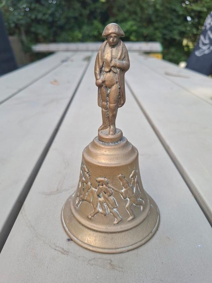 Antieke Messing Bel met Figuur, Antiek en Kunst, Antiek | Koper en Brons, Brons, Ophalen of Verzenden