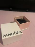 Pandora ring, Sieraden, Tassen en Uiterlijk, Ringen, Ophalen of Verzenden, Zo goed als nieuw, Goud, Dame
