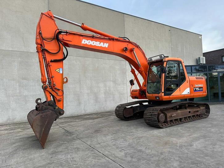 Doosan - 2005 - 175 LC-V - Rupsgraafmachine, Zakelijke goederen, Machines en Bouw | Kranen en Graafmachines, Graafmachine