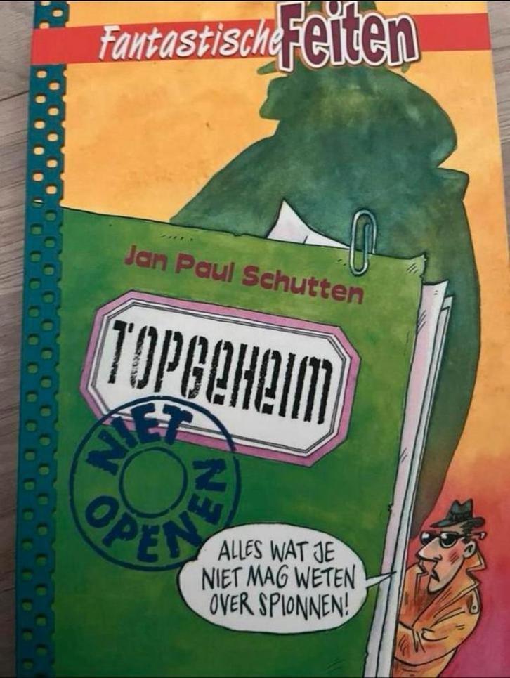 Topgeheim.Niet Openen!Al Wat Je Niet Mag Weten Over Spionnen, Boeken, Kinderboeken | Jeugd | 10 tot 12 jaar, Gelezen, Ophalen of Verzenden