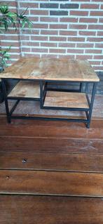 Vierkante salontafel van mango hout., Huis en Inrichting, Tafels | Sidetables, Ophalen, Gebruikt, 50 tot 100 cm, 75 cm of meer