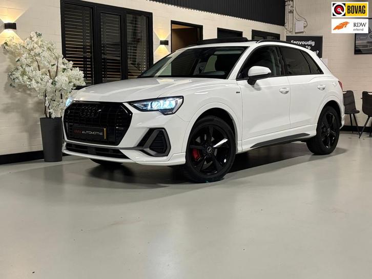Audi Q3 35 TFSI S-Line |Sfeerverlichting| Keyless|CarPlay|Na, Auto's, Audi, Bedrijf, Te koop, Q3, ABS, Airbags, Airconditioning
