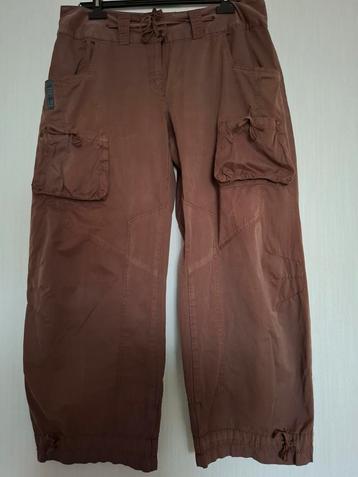 Didi broek met extra zakken en strikdetails. Bruin. Maat 44. beschikbaar voor biedingen