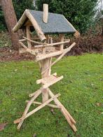 Handgemaakt Vogelhuis / Voederhuis van geschilde stammetjes, Ophalen of Verzenden, Nieuw