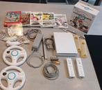 Nintendo Wii inclusief alle toebehoren en 6 games, Ophalen of Verzenden, Zo goed als nieuw, Met 2 controllers