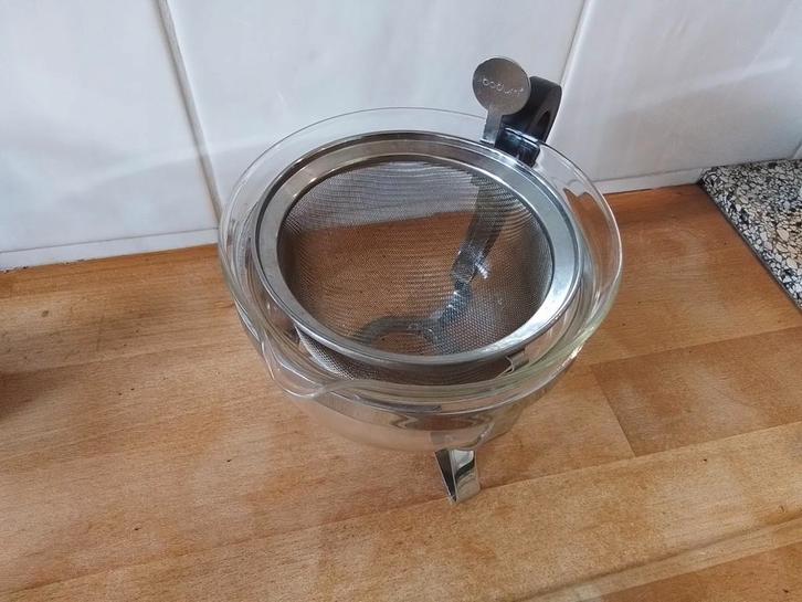 Bodum Theepot met Filter en Deksel, Huis en Inrichting, Keuken | Keukenbenodigdheden, Gebruikt, Ophalen