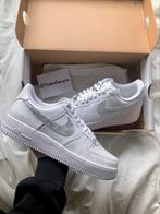 Custom Nike Air Force 1 trouwerij, Kleding | Dames, Schoenen, Nieuw, Nike, Ophalen of Verzenden, Sneakers of Gympen