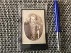 Oude foto CDV Carte de visite klein meisje, Verzamelen, Gebruikt, Foto, Ophalen of Verzenden, Voor 1940