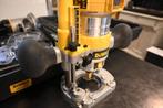 DeWALT D26204K-QS Feesmachine + Feezenset 900W 6/8mm, Doe-het-zelf en Verbouw, Gereedschap | Machine-onderdelen en Toebehoren