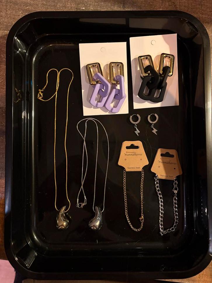 Sieraden Set: Kettingen, Oorbellen, Armbandjes, Sieraden, Tassen en Uiterlijk, Armbanden, Nieuw, Overige materialen, Overige kleuren