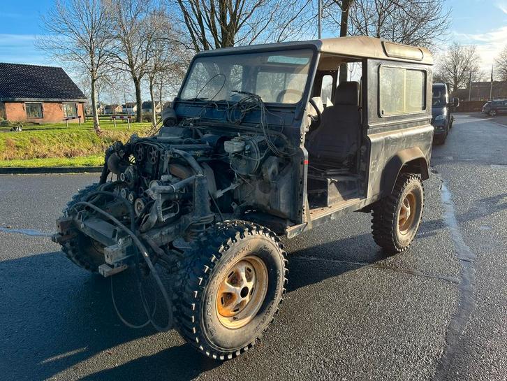 Land Rover Defender MPI project, Auto's, Land Rover, Particulier, Defender, Benzine, SUV of Terreinwagen, Handgeschakeld, Ophalen