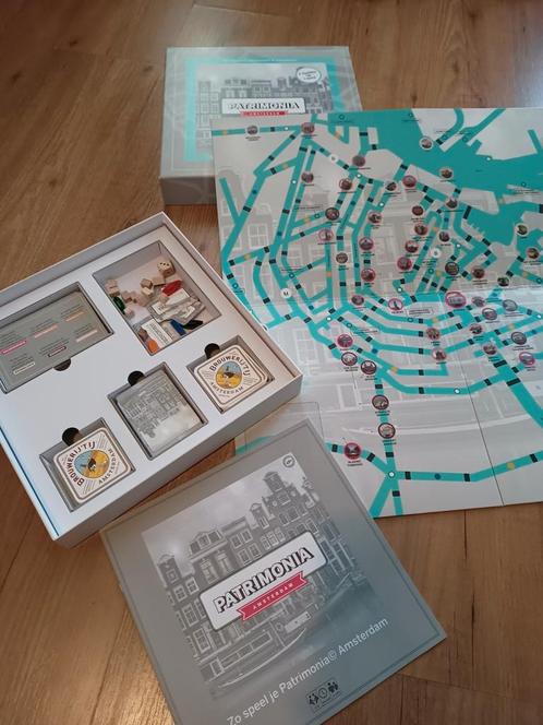 Leuk bordspel Patrimonia Amsterdam. (2 spellen op 1 bord), Hobby en Vrije tijd, Gezelschapsspellen | Bordspellen, Zo goed als nieuw