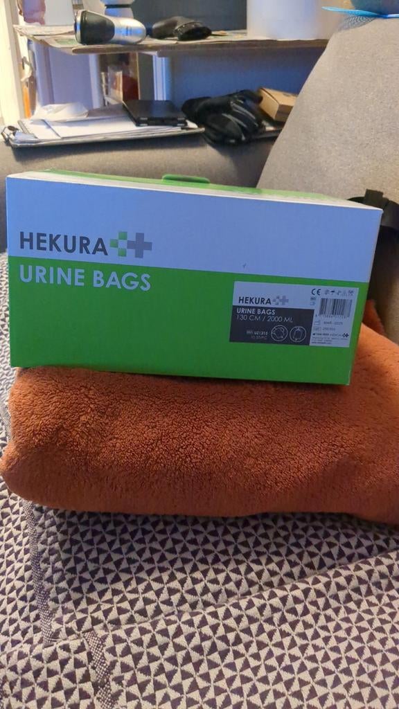 Medische artikel urine Bags, Ophalen