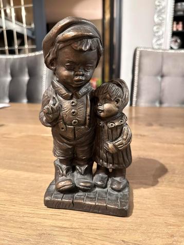 Antiek bronzen beeldje beschikbaar voor biedingen