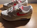 air max 1, Wit, Nike, Ophalen of Verzenden, Sneakers of Gympen