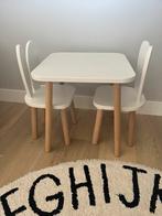 Petit Amelie konijnenstoeltjes en tafeltje, Ophalen, Gebruikt, Tafel(s)
