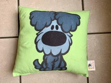 TE KOOP: kussentje van Woezel ZGAN beschikbaar voor biedingen
