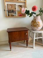 Vintage teak kastje, Ophalen, Gebruikt, Hout, 45 tot 65 cm