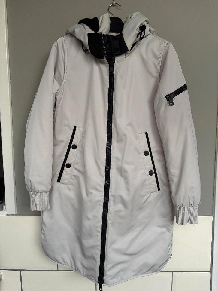Creenstone parka, amper gedragen, nieuwprijs € 379,95, Kleding | Dames, Jassen | Winter, Zo goed als nieuw, Maat 36 (S), Wit, Ophalen of Verzenden