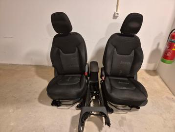 Stoelen en middenconsole Renegade 2018 beschikbaar voor biedingen