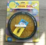 Orbis Precision circle cutter compleet en met extra mesjes, Ophalen of Verzenden, Zo goed als nieuw, Overige thema's, Overige typen