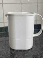 Tupperware Schenkkan Waterkan Sapkan 1 ltr, Ophalen of Verzenden, Zo goed als nieuw, Crème, Overige typen