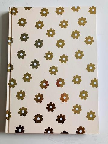 Hema A4 notebook beschikbaar voor biedingen