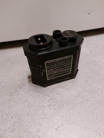 Oldtimer klassieker  acculader 1929 Philips  1016/1017 beschikbaar voor biedingen
