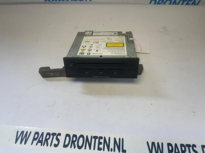 Regelunit Multi Media van een Audi A3, Gebruikt, -, Verzenden, -