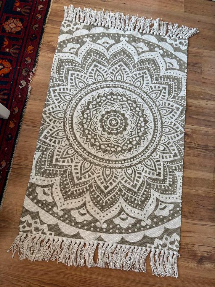 Mooi Kleed met Mandala Design, Huis en Inrichting, Stoffering | Tapijten en Kleden, Gebruikt, 50 tot 100 cm, 100 tot 150 cm, Rechthoekig