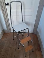 Vintage inklapbaar keukentrapje krukje met leuning, Ophalen
