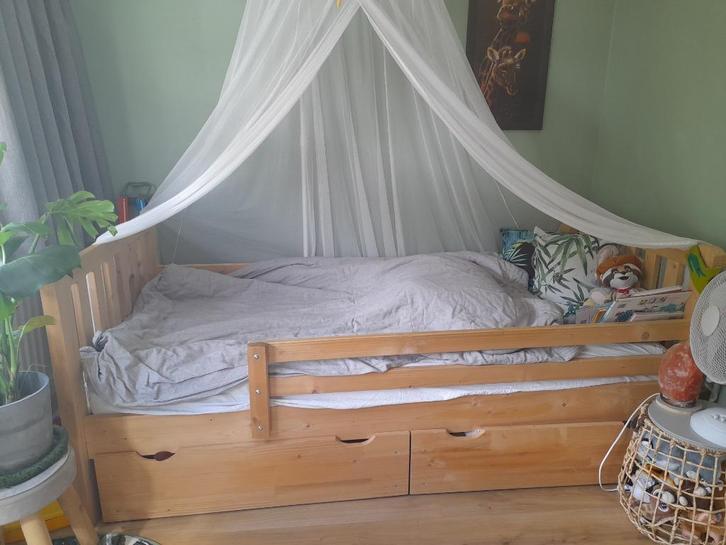 Eenpersoons kleuterbed Milo, Kinderen en Baby's, Kinderkamer | Bedden, Gebruikt, 180 cm of meer, 100 cm of meer, Ophalen