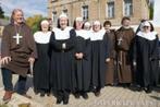 Pater,monnik,nonnen,pastoor,priester,paus huur €5,-/pak, Kleding | Dames, Carnavalskleding en Feestkleding, Ophalen of Verzenden