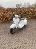 Witte scooter Vespa pk 50!!!!, Fietsen en Brommers, Zo goed als nieuw, Ophalen