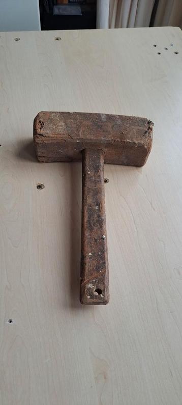 Oude Houten Hamer - Timmermansgereedschap beschikbaar voor biedingen
