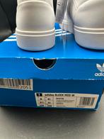 Adidas Sleek Mid W - Maat 37 1/3 - Nieuw, Kleding | Dames, Schoenen, Wit, 5062te, Nieuw, Ophalen of Verzenden