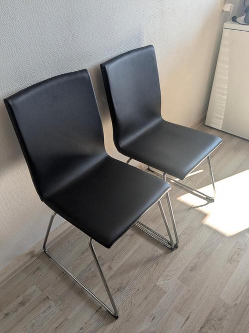IKEA Volfgang eetkamerstoelen - Zwart (2 stuks), Huis en Inrichting, Stoelen, Zo goed als nieuw, Twee, Zwart, Ophalen