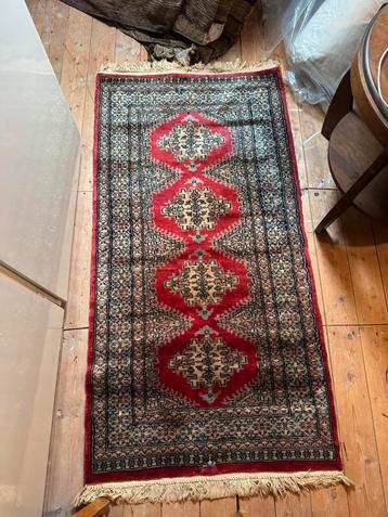 Vintage tafelkleed | vloerkleed beschikbaar voor biedingen