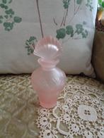 Vintage Roze Frosted Glazen Parfum flesje ** Mimosa **, Ophalen of Verzenden