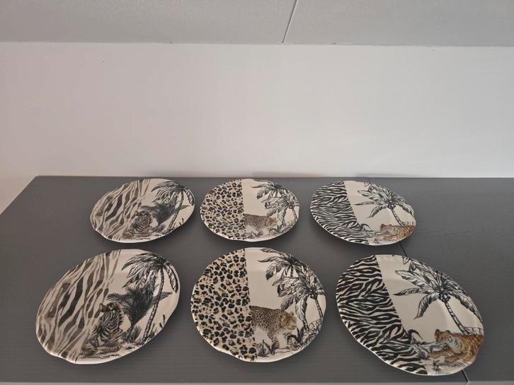 Karaca Gebakset – Dierenprint (Zebra, Tijger & Cheetah), Huis en Inrichting, Keuken | Keukenbenodigdheden, Zo goed als nieuw, Ophalen of Verzenden