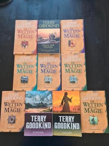 Terry goodkind de wetten van de magie 1,2,3,4,5,6,7,9,10,11 beschikbaar voor biedingen