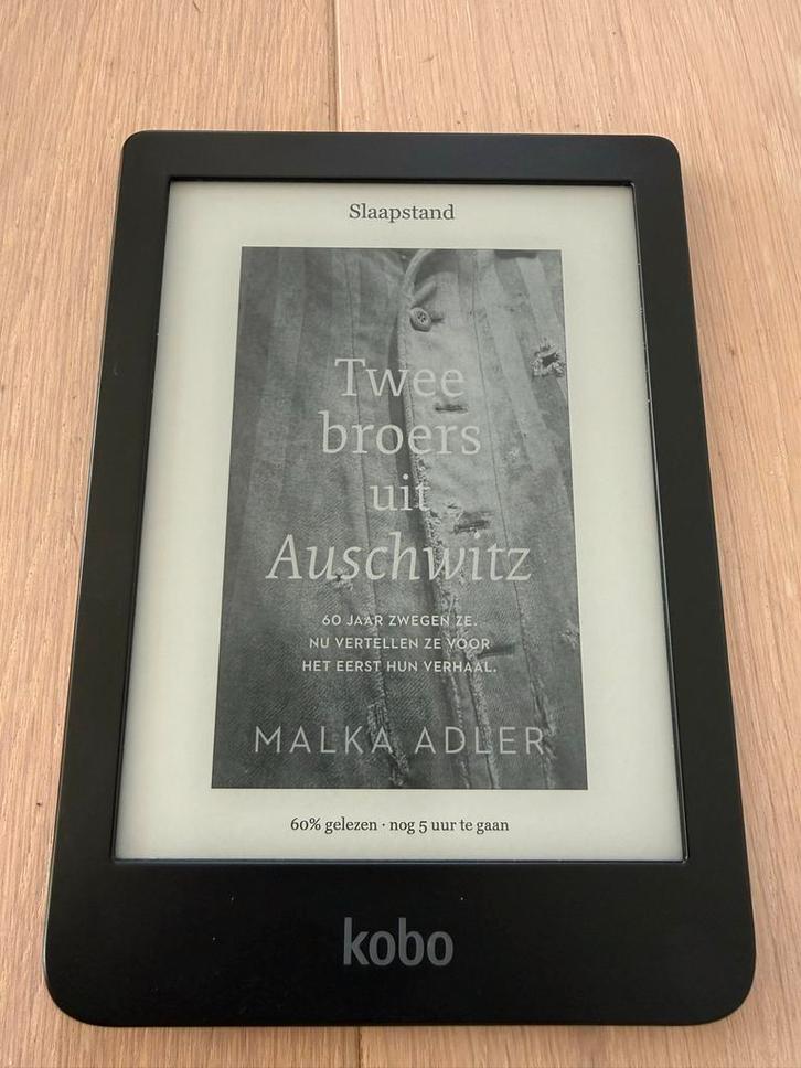 Kobo clara HD - eReader met stevige hoes, Computers en Software, E-readers, Zo goed als nieuw, 7 inch, 8 GB, Touchscreen, Wi-Fi