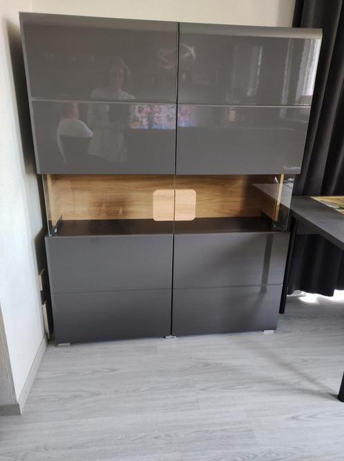 Woonkamer vitrine kast hout donkergrijs, Huis en Inrichting, Kasten | Vitrinekasten, Gebruikt, 100 tot 150 cm, 100 tot 150 cm