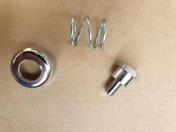 Zundapp/Oldtimer type 517/529 trapper bevestiging Nog Nieuw, Fietsen en Brommers, Brommeronderdelen | Algemeen, Nieuw, Blok, Ophalen of Verzenden