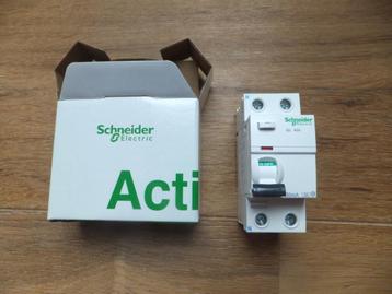 Schneider aardlekschakelaar 2P 40A 30mA-A, A9R01240, NIEUW  beschikbaar voor biedingen